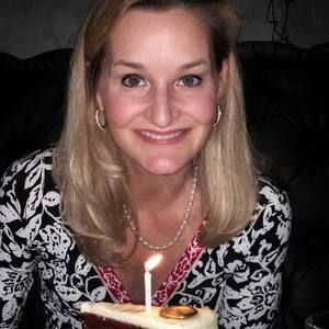 Meet your Posher, Claire